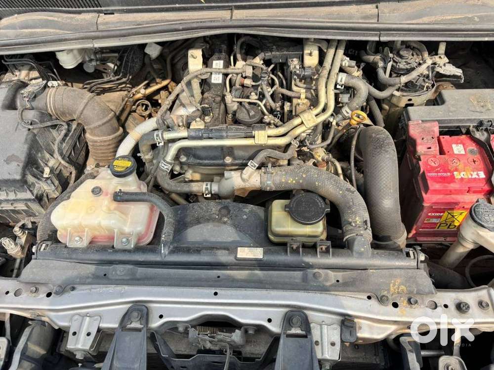 Toyota Innova Crysta 2.4 V 7 Str, 2016, Diesel