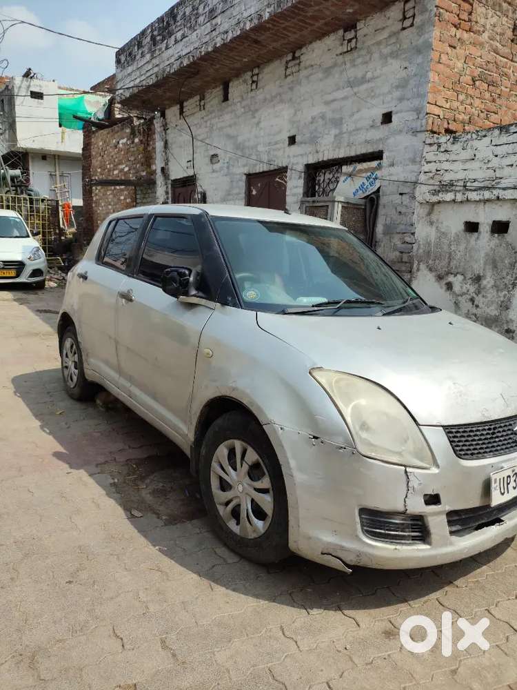Maruti Suzuki Swift 2005 Cng & Hybrids 10006 Km Driven