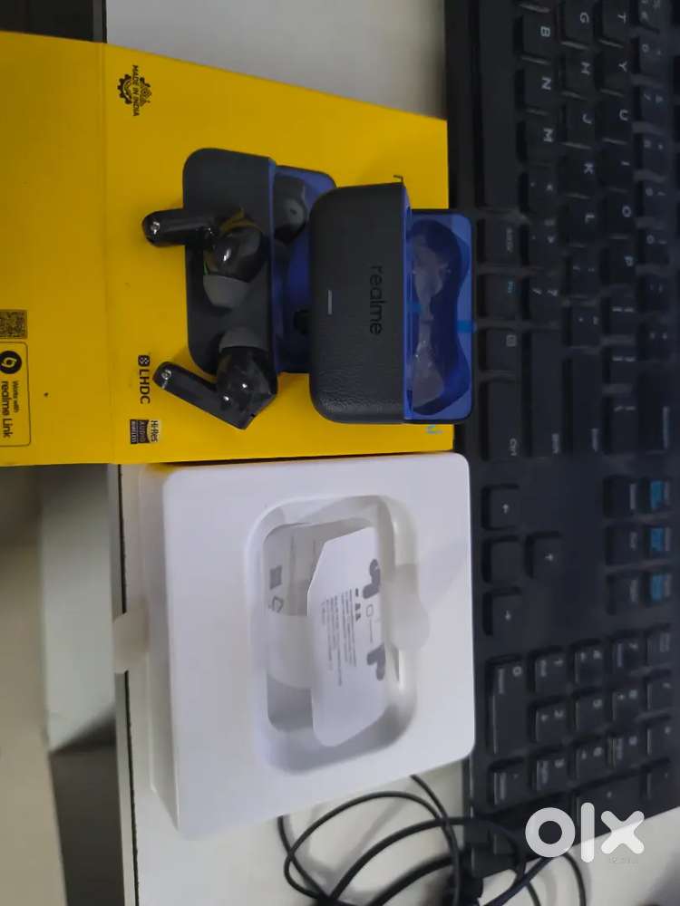  Realme Buds T500 Pro