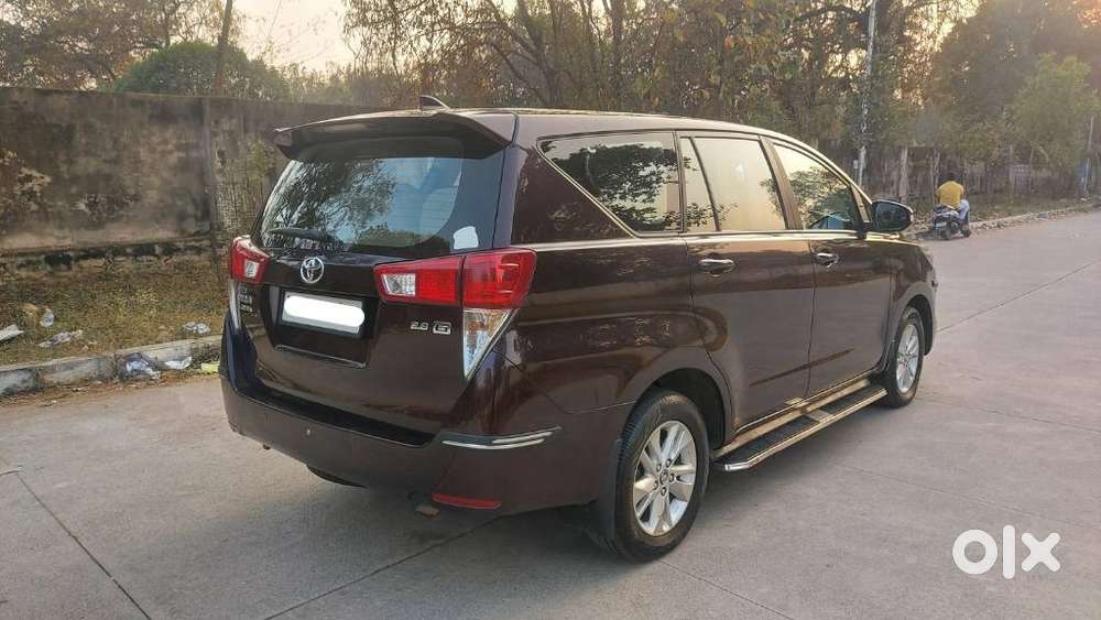 Toyota Innova Crysta 2.8 Gx At, 2016, Diesel