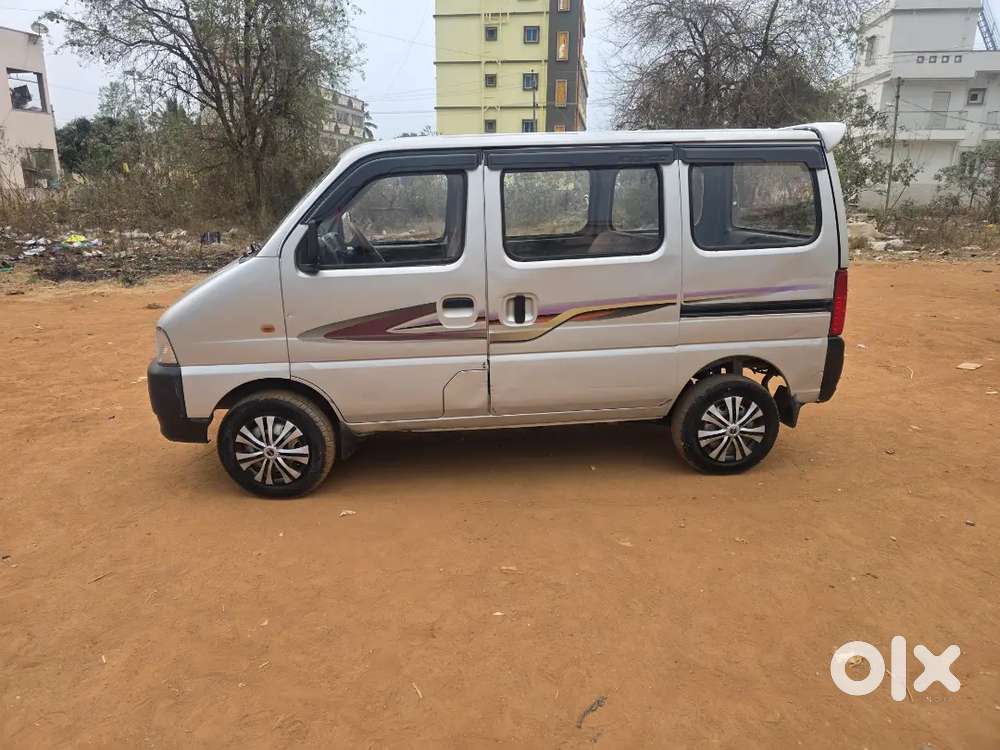 Maruti Suzuki Eeco 2011 Petrol 75000 Km Driven