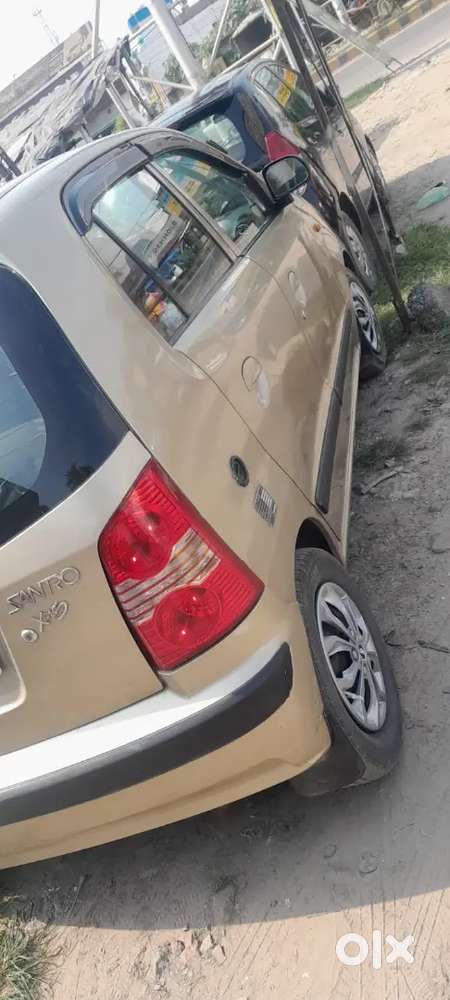 Hyundai Santro Xing 2010 Lpg 72000 Km Driven
Company Fit Lpg