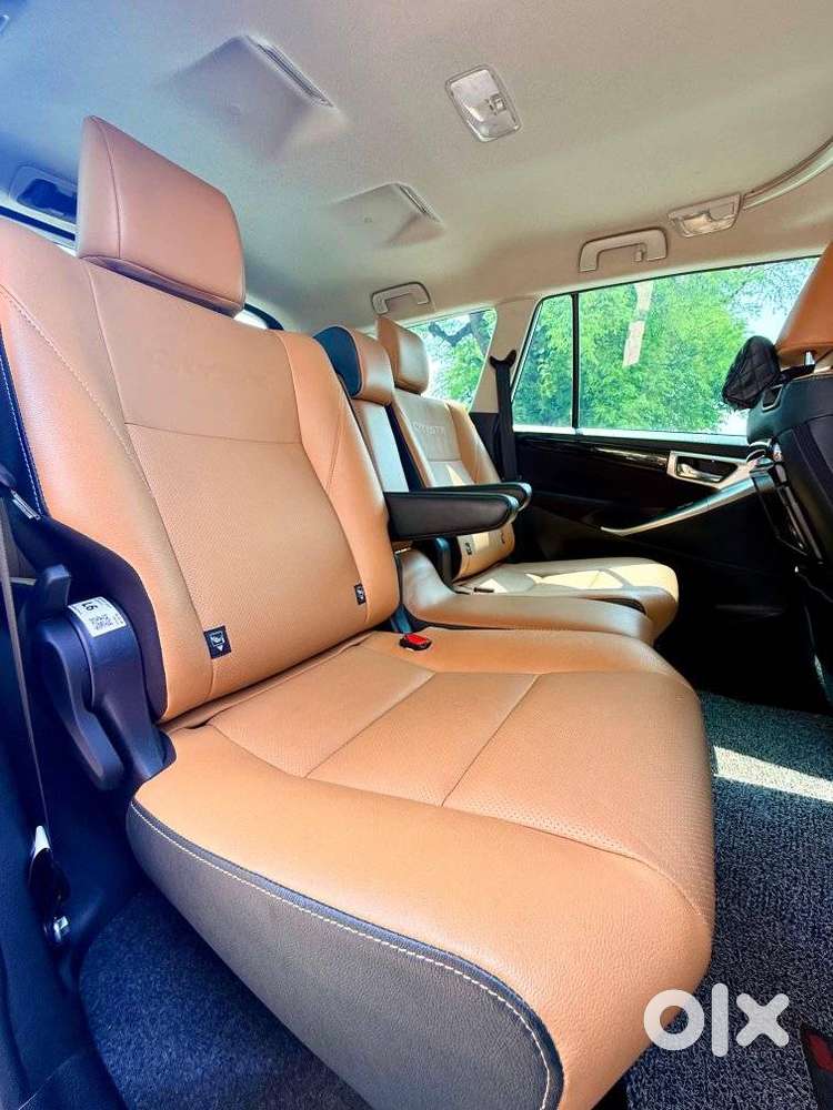 Toyota Innova Crysta Zx 2.4 Diesel 7 Seater, 2025, Diesel
