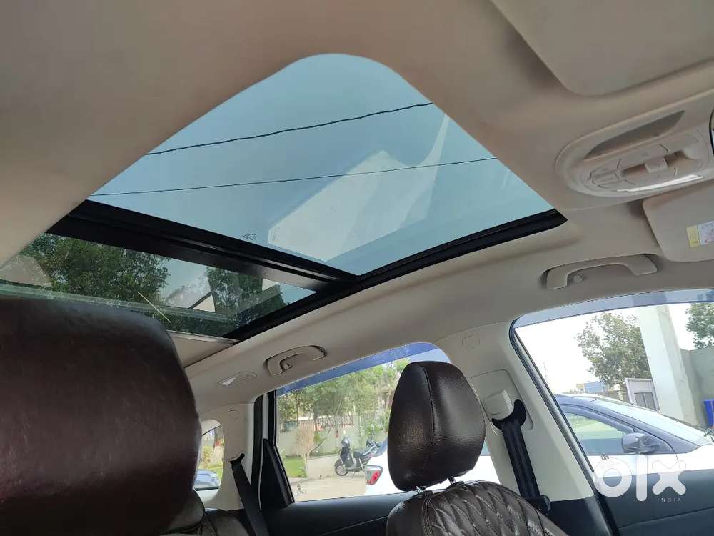 Mg Hector Plus Nov.24-7seater With Panaromic Sunroof