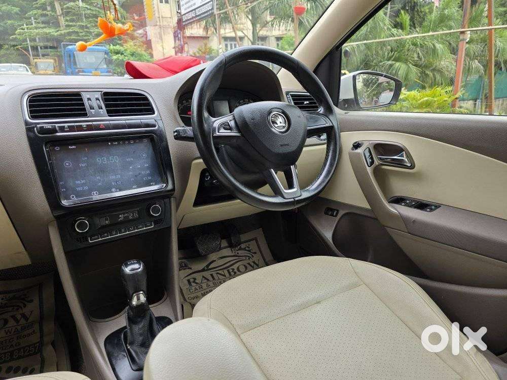 Skoda Rapid [2016-2020] 1.5 Style Plus Tdi At, 2016, Diesel