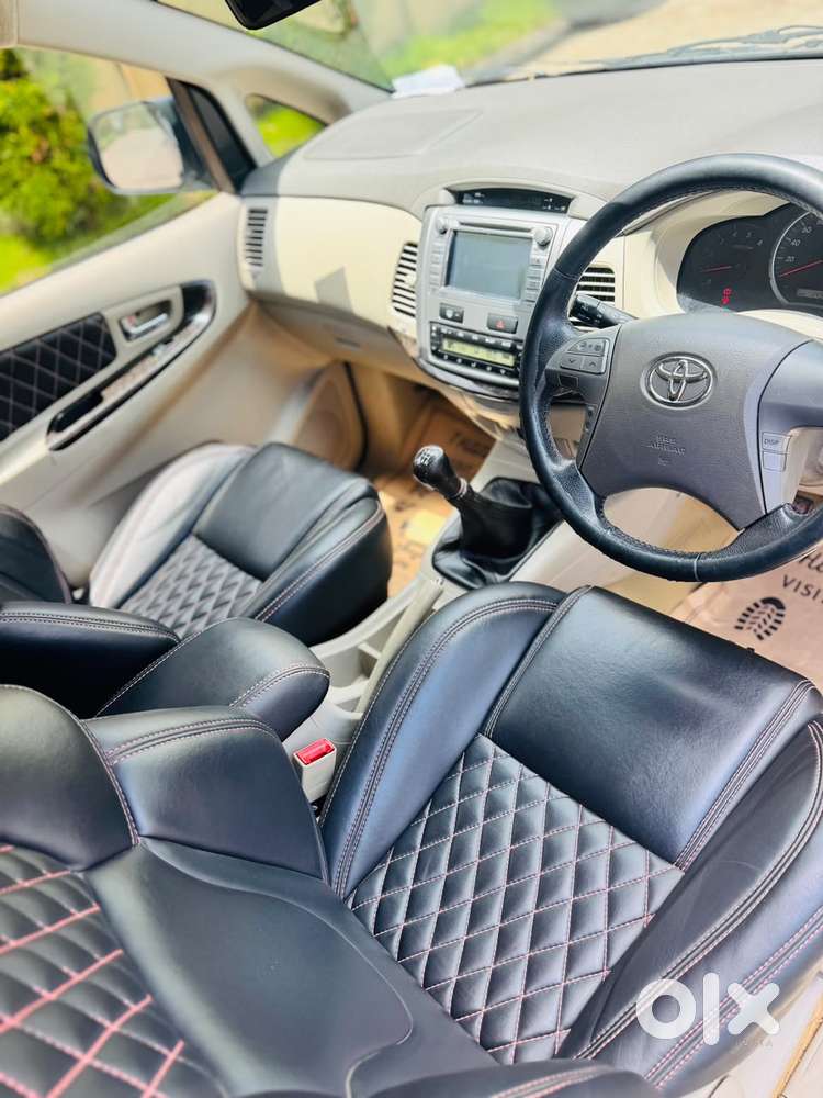 Toyota Innova 2.5 Z Diesel 7 Seater, 2014, Diesel