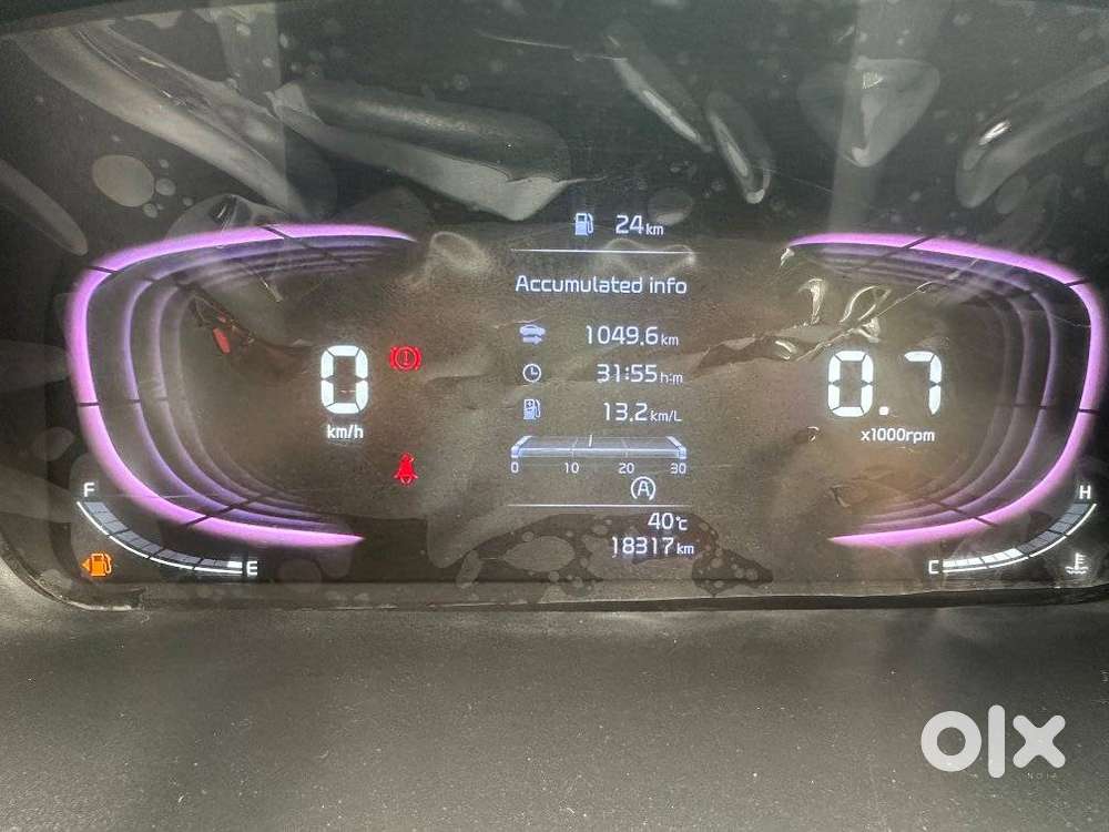 Kia Carens G1.5 6mt Gravity, 2024, Petrol