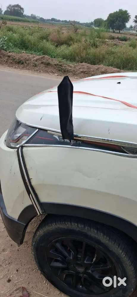 Mahindra Kuv 100 2017 Model