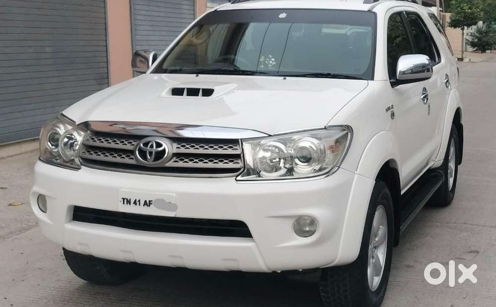 Toyota Fortuner 4x4 At, 2010, Diesel