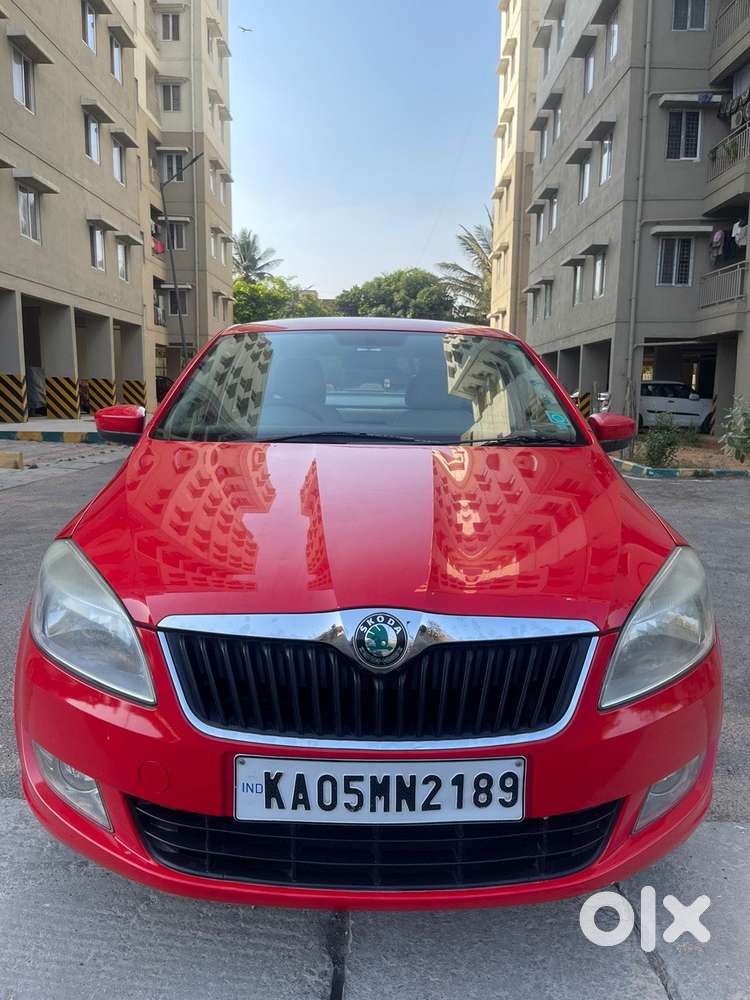 Skoda Rapid 1.6 Mpi Ambition, 2013, Petrol