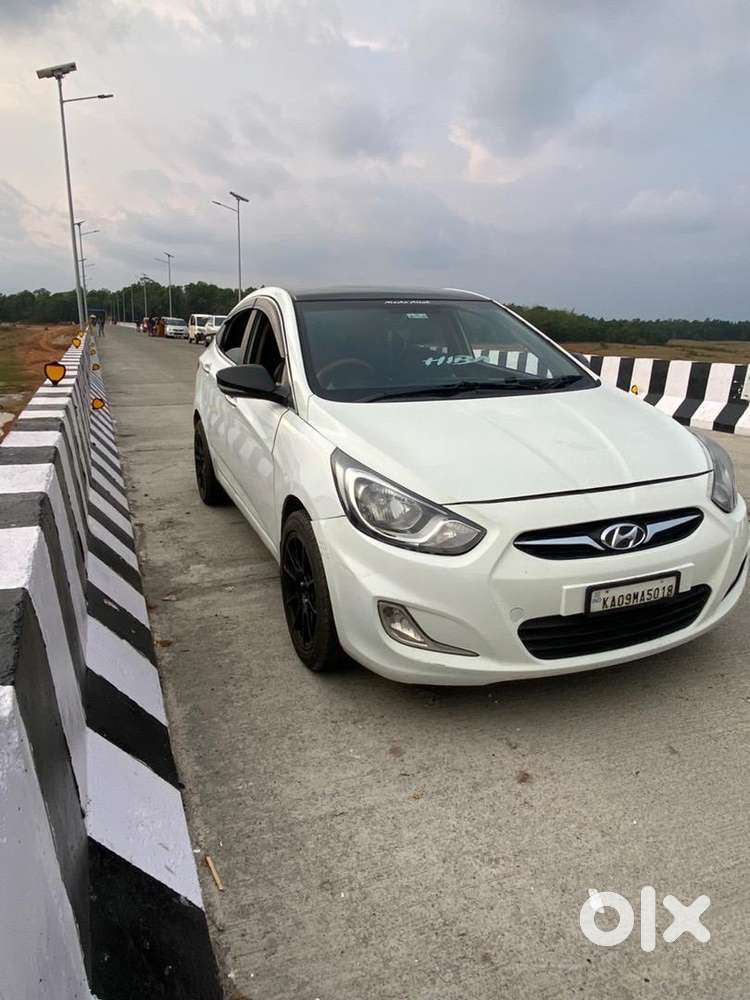 Hyundai Fluidic Verna 2013