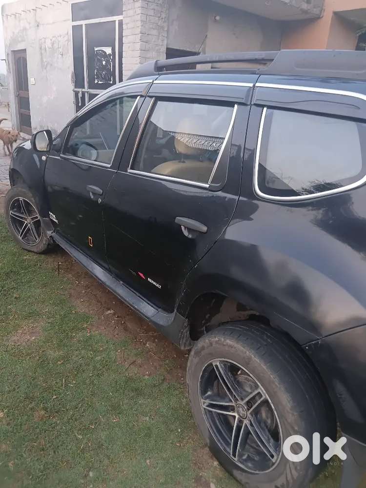 Renault Duster 2015 Diesel Well Maintained