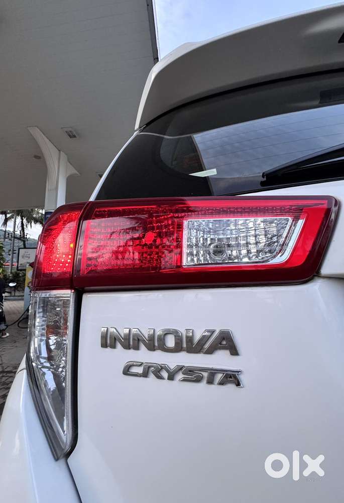 Toyota Innova Crysta