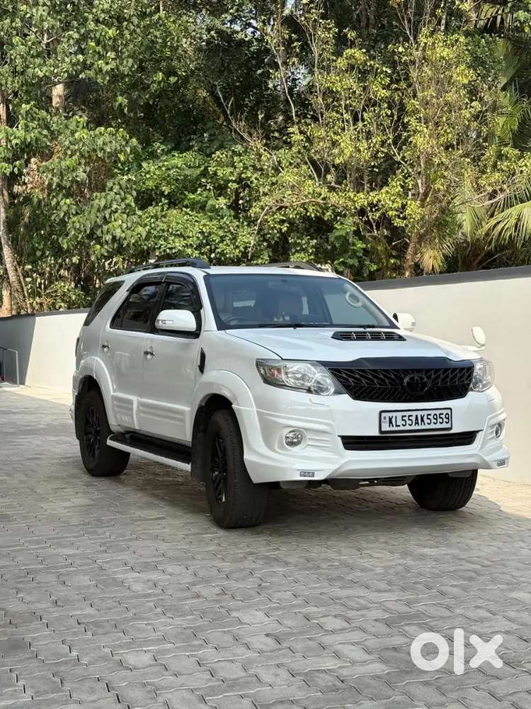 Toyota Fortuner 2012 Diesel Well Maintained