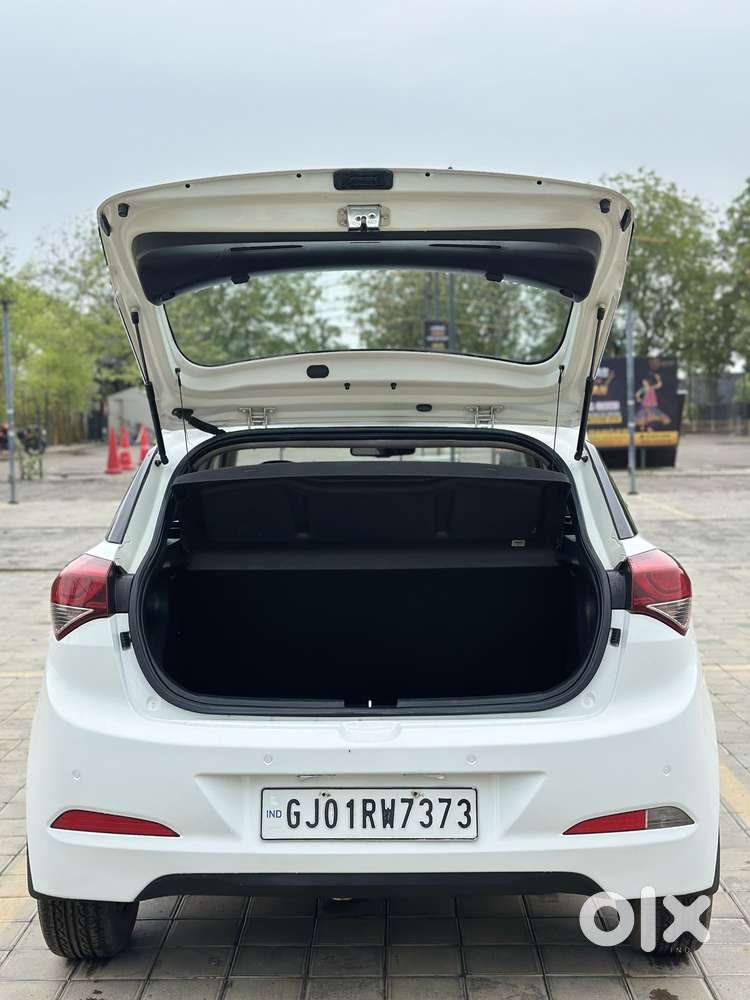 Hyundai Elite I20 [ ] 1.4 Sportz Crdi, 2016, Diesel