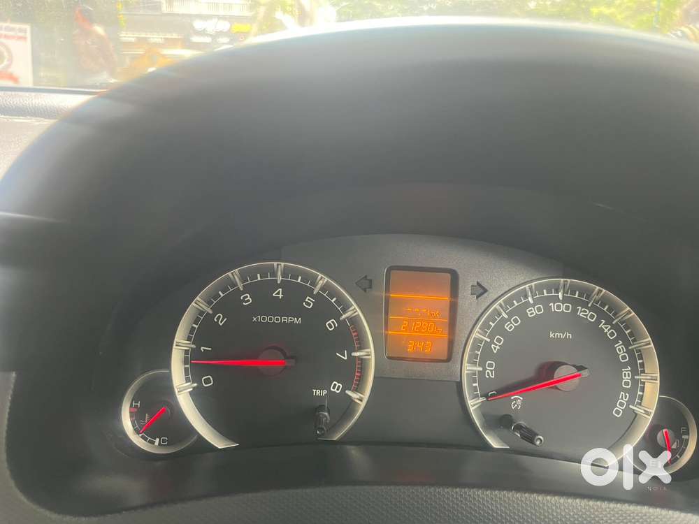Maruti Suzuki Swift Vxi, 2016, Petrol
