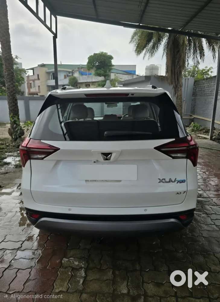 Mahindra Xuv700 2.2 Ax 2024 With Sunroof