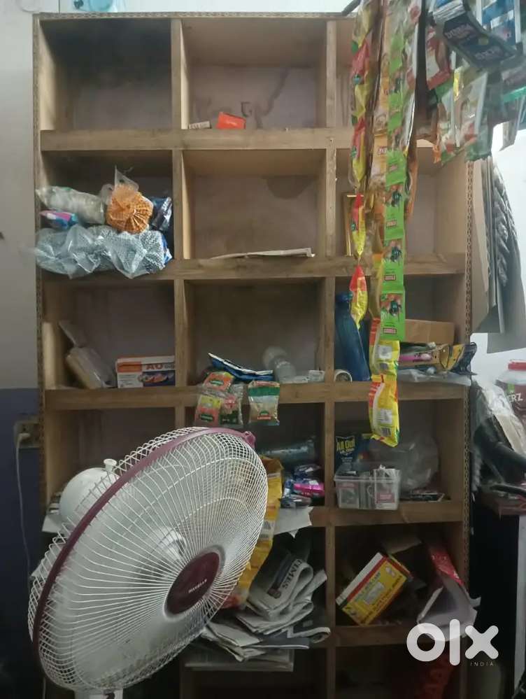 18-compartment shop storage furniture best for kirana, kanganal, etc.
