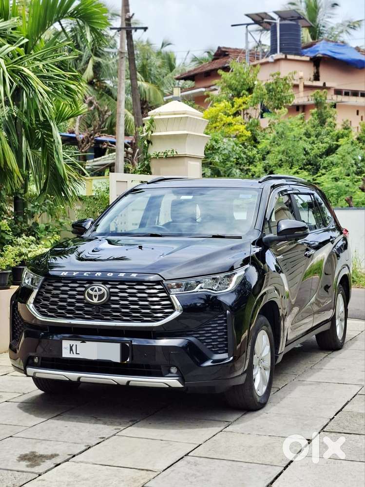 Toyota Innova Hycross 2.0 Vx (o) Hybrid 7 Str, 2024, Cng & Hybrids