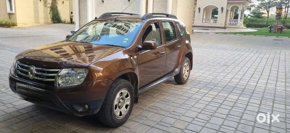 Renault Duster Woodland Brown Diesel 85p.s Single Owner