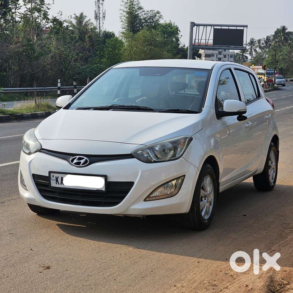 Hyundai I20 2013 Petrol 75000 Km Driven