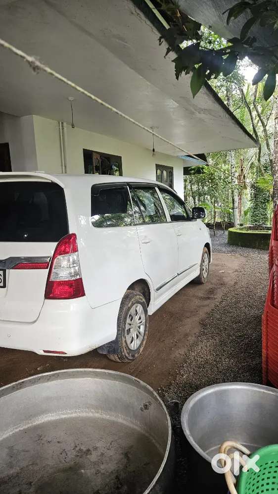 Toyota Innova 2.5 G 2015