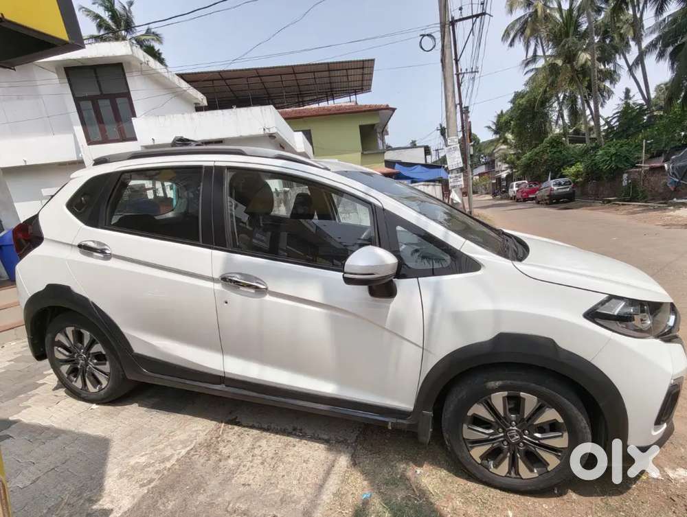 Honda Wrvt Op-end  Wr-v Vx (nov 2022)  Alloy Wheels  Sunroof