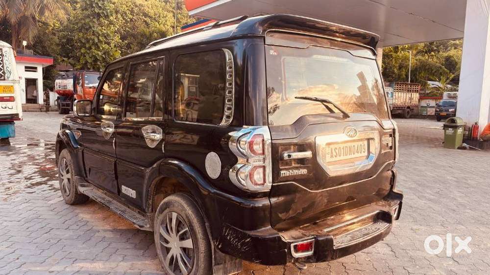 Mahindra Scorpio S6 Plus, 2017, Diesel