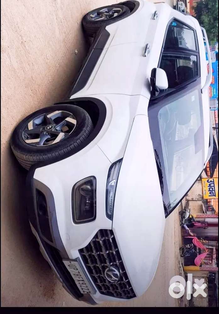 With Sunroof, Wirlesh Charging, Awesome Condition Car