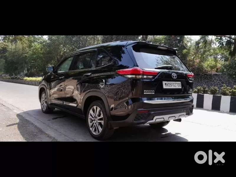 Toyota Innova Hycross 2.0 Zx (o) Hybrid 7 Str, 2023, Petrol