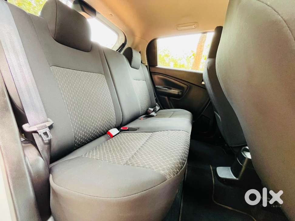 Maruti Suzuki Celerio 1.0 Zxi Ags, 2022, Petrol