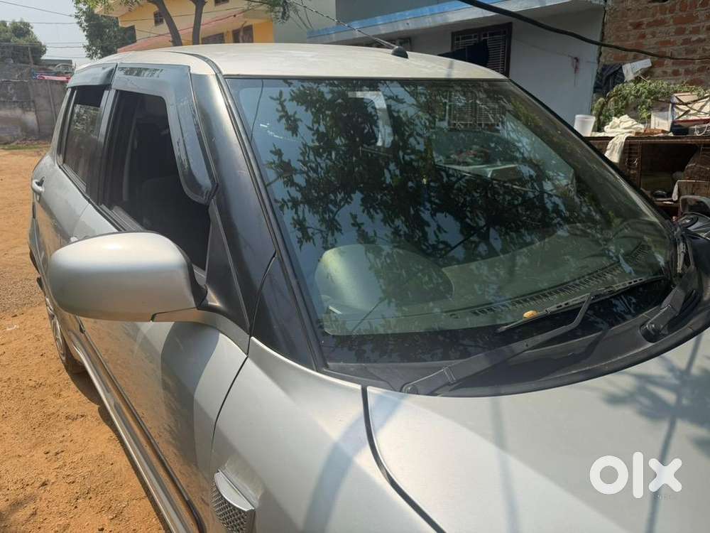 Maruti Suzuki Swift 2011 Petrol Well Maintained