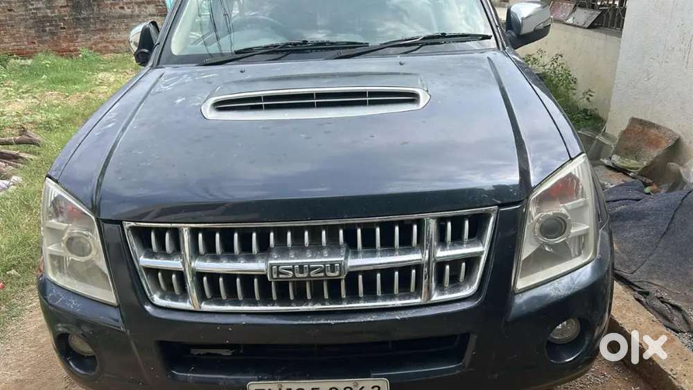 Isuzu Mu 7 Diesel 2014