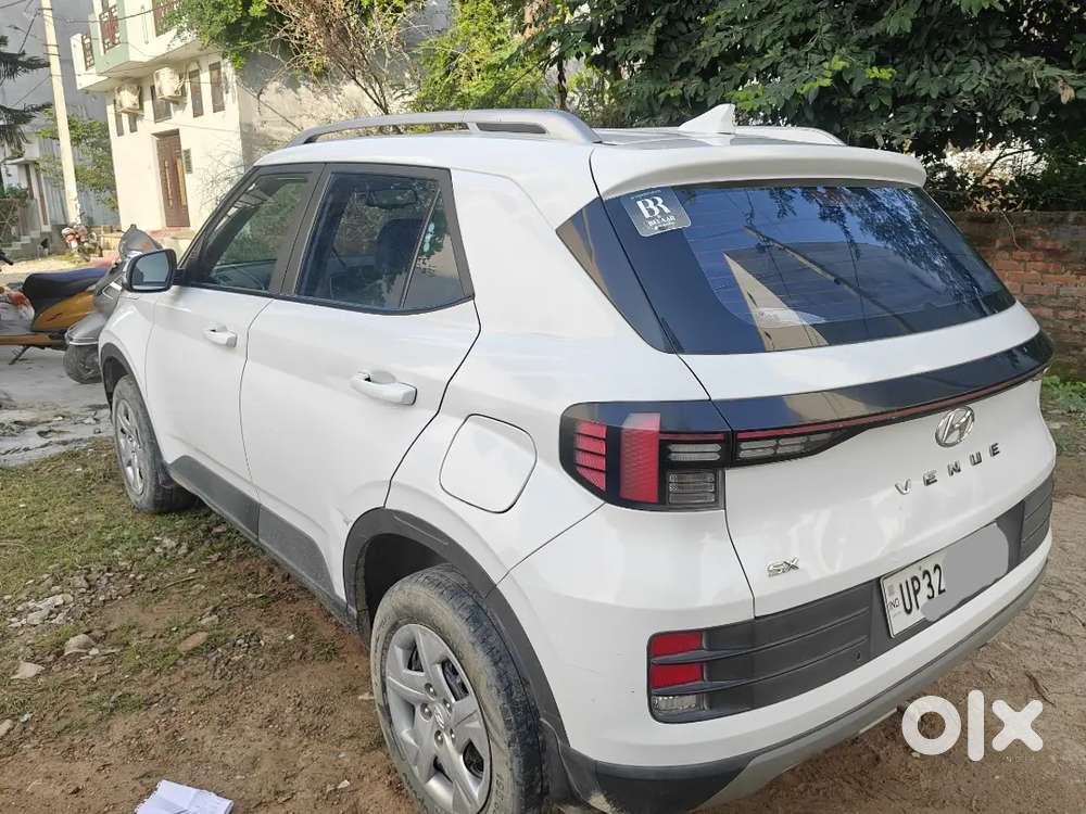 Hyundai Venue Petrol 2022