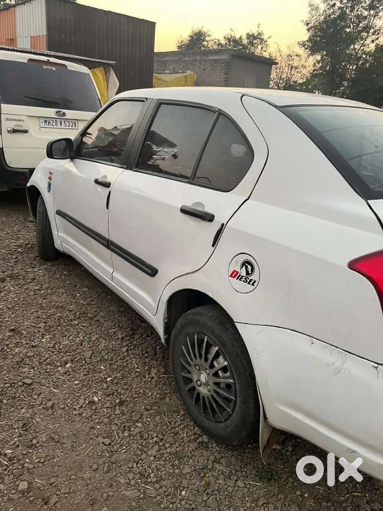 Maruti Suzuki Dzire 2015 Diesel 150000 Km Driven Kdkkk Condition