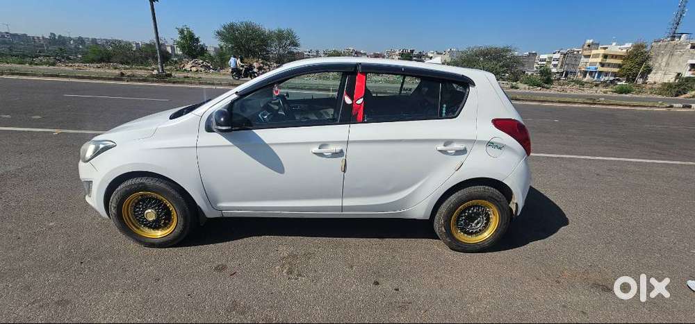 I20 Good Condition With Alloy And Music System