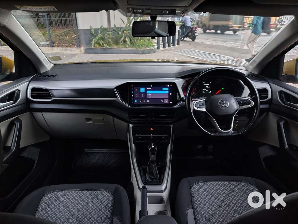 Volkswagen Taigun 1.0 Tsi Highline At, 2022, Petrol