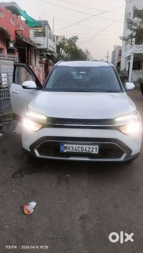 Kia Carens 2022 Diesel 170000 Km Driven