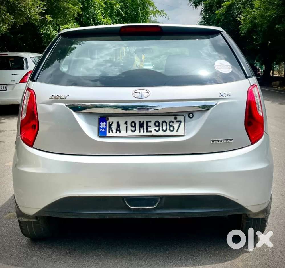 Tata Bolt Revotron Xms, 2015, Petrol