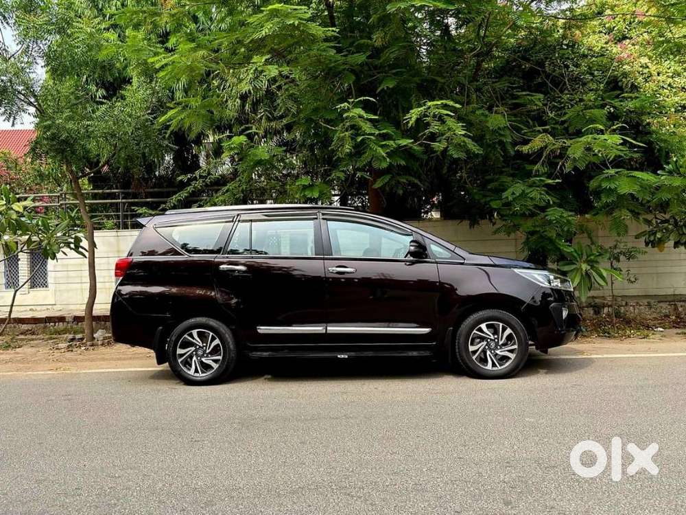 Toyota Innova Crysta G 7 Str, 2022, Diesel