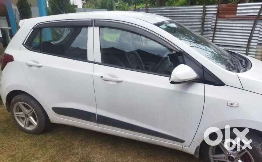Hyundai I10 Petrol 2018 With Alloy Wheels, & End Dec Insurance