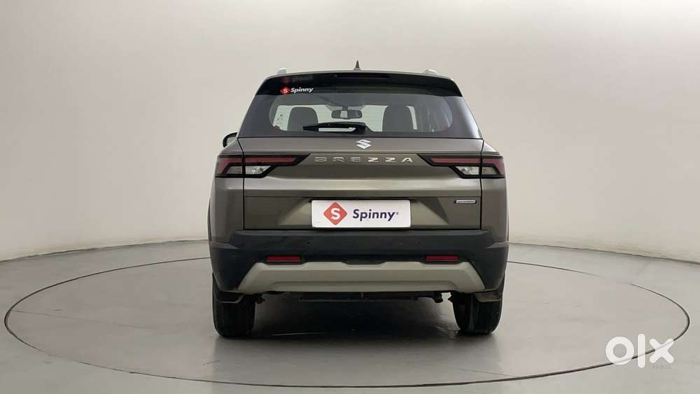 Maruti Suzuki Brezza 1.5 Zxi At Smart Hybrid Dual Tone, 2023, Petrol