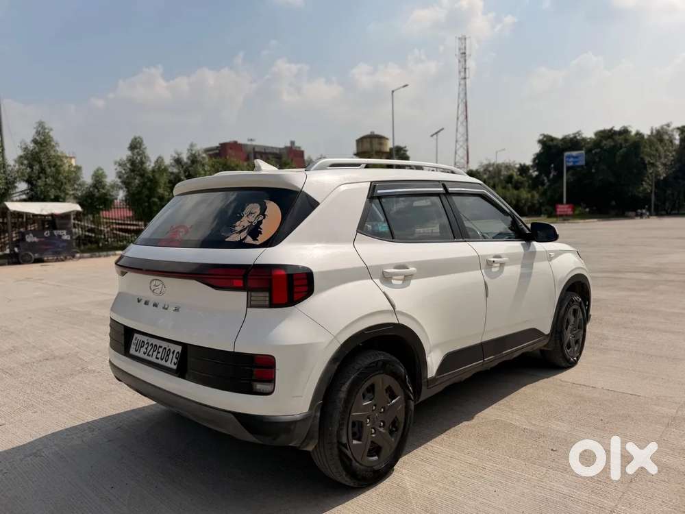 Hyundai Venue S 1.2 Petrol, 2024, Petrol