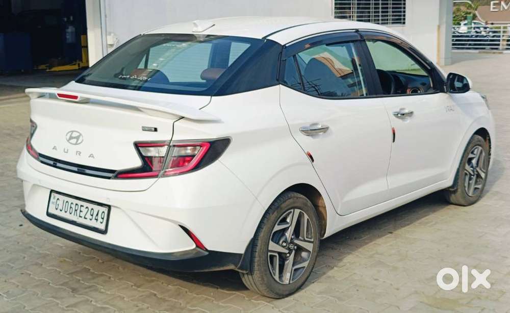 Hyundai Aura 1.2 Sx Cng, 2025, Cng & Hybrids