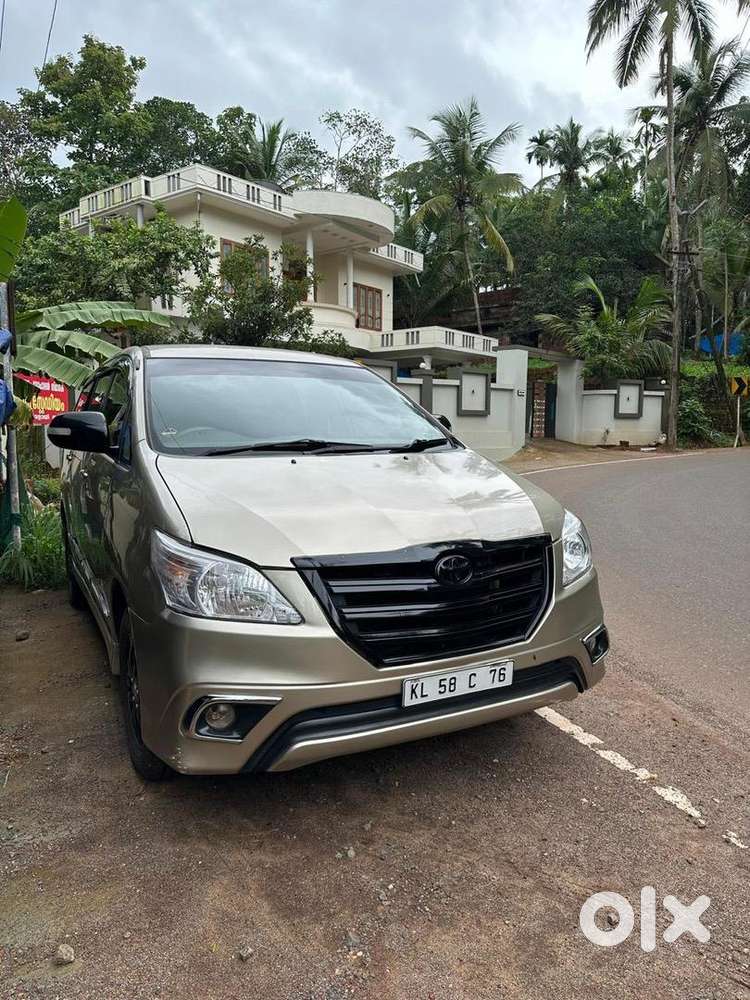 Toyota Innova 2009 Diesel Well Maintained