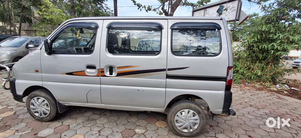 Maruti Suzuki Eeco 5 Str Ac (o), 2022, Petrol