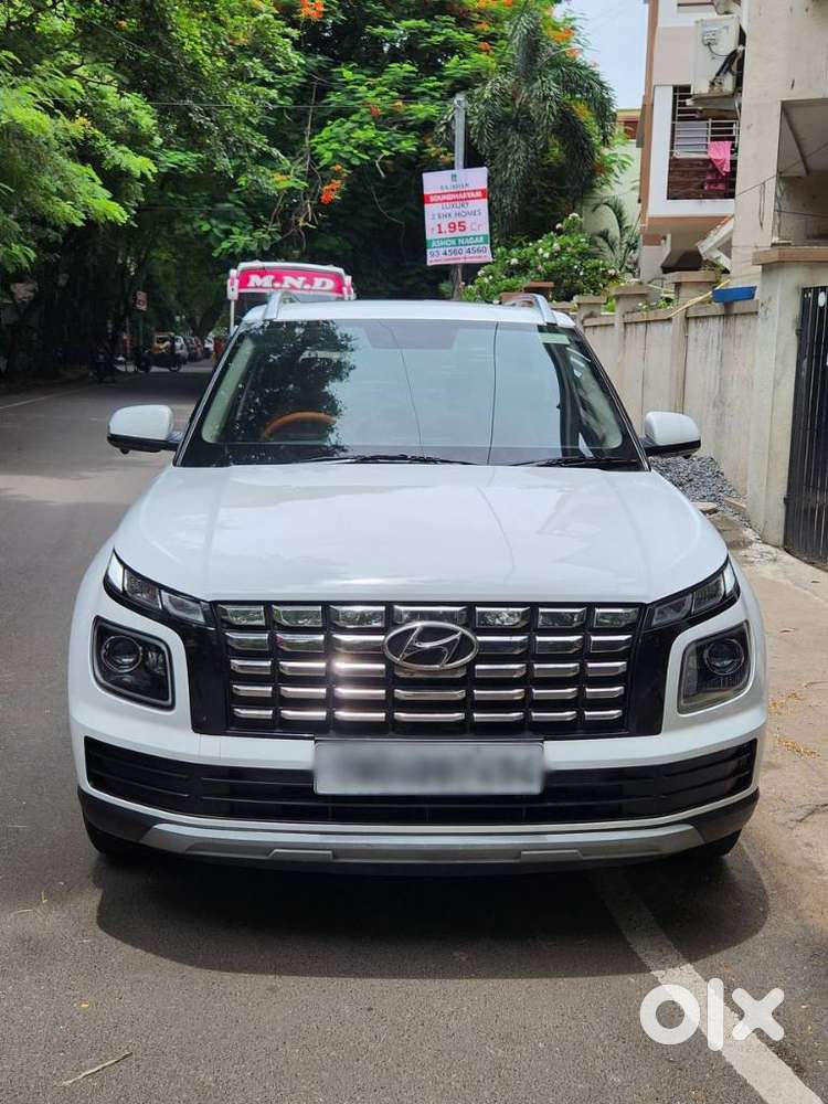Hyundai Venue Sx Mt, 2023, Diesel