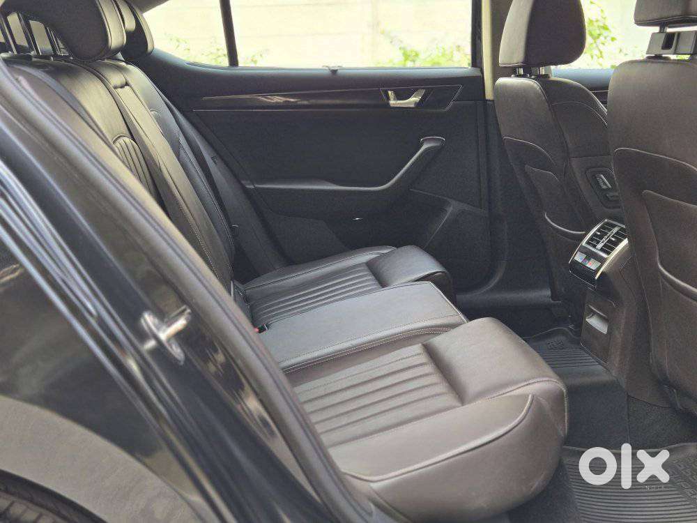 Skoda Superb 2.0 L&k Tsi At, 2020, Petrol