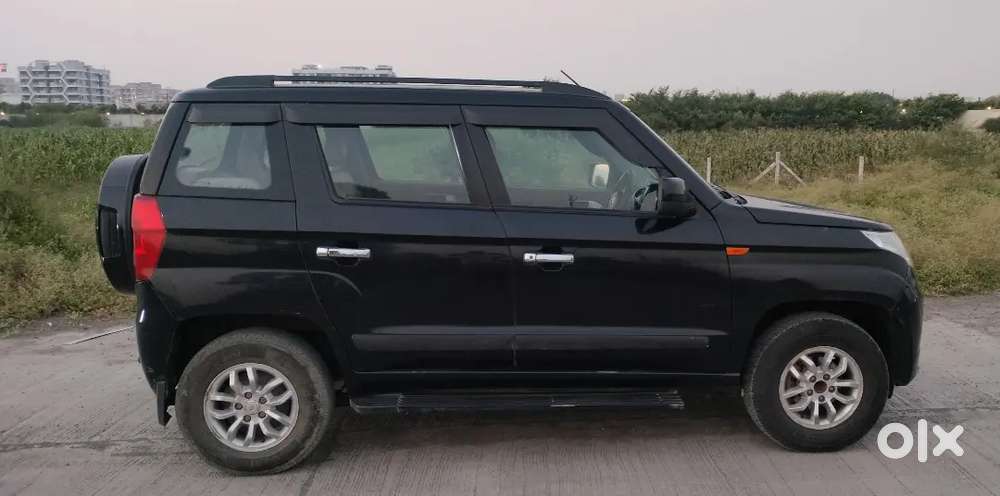 Mahindra Tuv 300 2017
