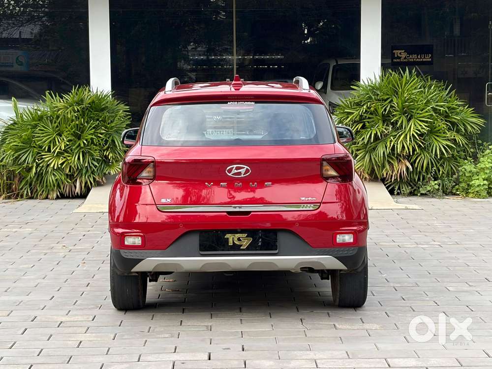 Hyundai Venue Sx Plus Turbo Dct, 2020, Petrol
